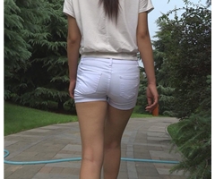 长腿紧身白热裤【1.7G】